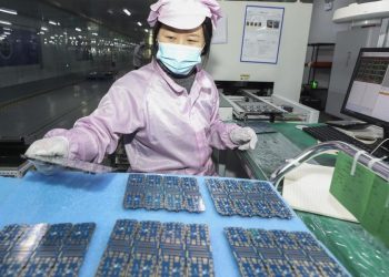 حيلة صينية تُنعش رقائق الذكاء