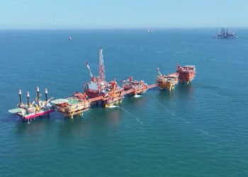 أكبر حقل نفط بحري في الصين يسجل إنتاجاً سنوياً قياسياً