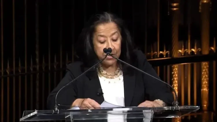 لبنى العليان