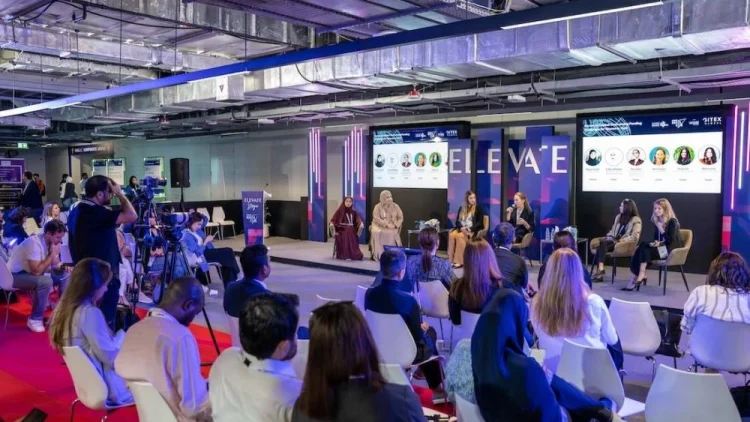 خلال إحدى فعاليات المجلس