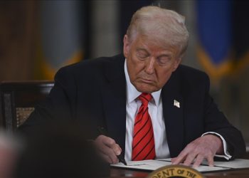 ترامب يوقّع أمراً تنفيذياً لملاحقة الاحتكار في سلاسل الغذاء الأمريكية