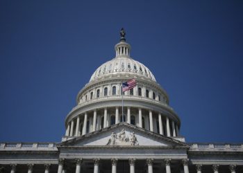 مجلس الشيوخ الأمريكي يقرّ إلغاء قانون قيصر بانتظار توقيع الرئيس ترامب