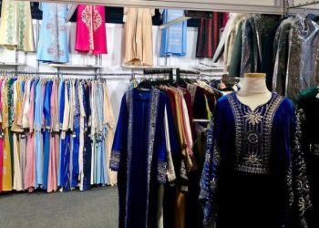 نماذج من الصناعات الحرفية والنسيجية السورية بمعرض المنتجات العربية والعالمية بمكة المكرمة