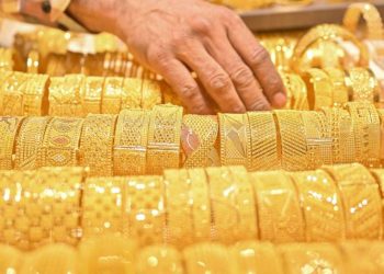 بلومبرغ: الأثرياء الهنود ينعشون سوق الذهب في دبي