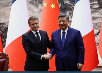 ماكرون يدعو إلى اتباع نهج تعاوني في العلاقة التجارية مع الصين