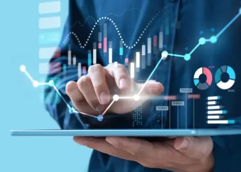 ثمانية دروس مالية خالدة من والدي البالغ 79 عاماً: البخل والاقتصاد ليسا الشيء نفسه