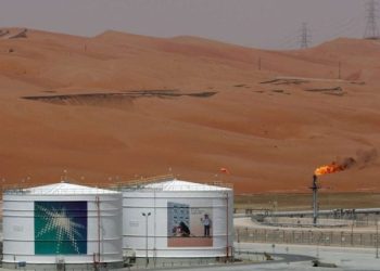 مصادر: توقعات بتراجع إمدادات النفط الخام السعودي للصين في شباط