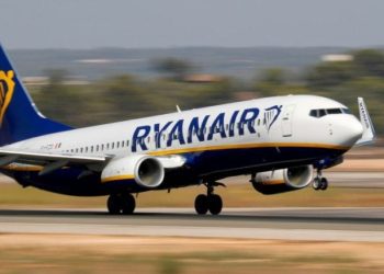 ماسك يلمح لشراء شركة رايان إير بعد رفض رئيسها استخدام خدمة ستارلينك للإنترنت