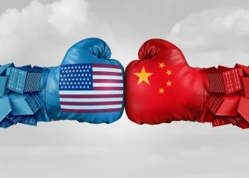 الصين تتمدّد عبر القارات وأميركا تسحب أموالها إلى الداخل