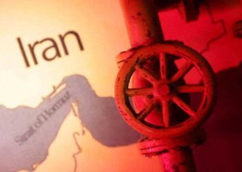 تراجع زخم صعود النفط بعد انحسار احتجاجات إيران واحتمالات الهجوم الأمريكي