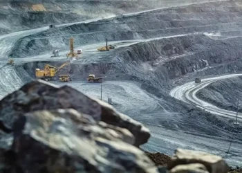 الصناعة السعودية تطرح 11 موقعاً تعدينياً للمنافسة في المنطقة الشرقية