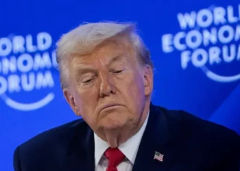 ترامب: لن نفرض الرسوم الجمركية بشأن غرينلاند