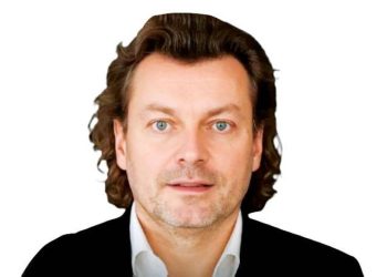 ديفاسيني.. إمبراطور العملات الرقمية المشفرة