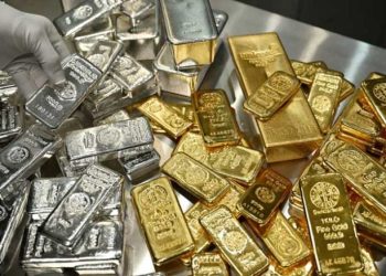 الذهب والفضة بالقرب من مستويات مرتفعة قياسية