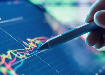 ما هي العاصفة في أسواق الأسهم وكيف تحمي نفسك منها؟