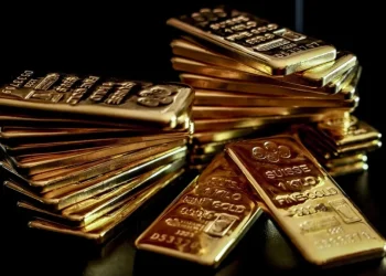 جاذبية الذهب كملاذ آمن تدفع سعره من ذروة إلى أخرى