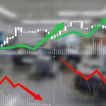 مؤشرات قوية واقتصاد متباطئ: لماذا انفصلت الأسواق عن الواقع؟