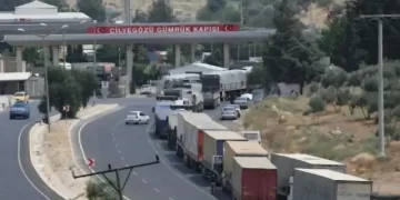 النقل الأردنية: استئناف حركة مرور الشاحنات الأردنية باتجاه تركيا عبر سوريا