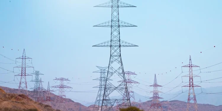 بدء تنفيذ مشروع الربط الكهربائي الخليجي المباشر مع سلطنة عُمان