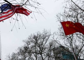 بكين تحضّ واشنطن على إلغاء الرسوم الجمركية الأحادية بعد قرار المحكمة العليا