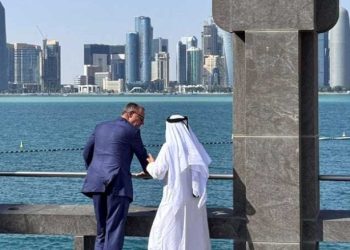 رئيس وزراء قطر والمستشار الألماني يعززان الشراكة الاقتصادية عبر حوار أعمال رفيع في الدوحة