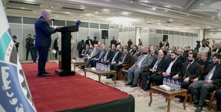 ملتقى مختبر حلول الصناعة الوطنية يدعو لاتخاذ إجراءات داعمة للصناعة الوطنية