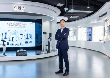 كيف حوّلت عيون الروبوتات مهندساً صينياً إلى ملياردير؟