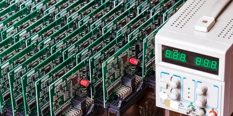 تشمل أشباه الموصلات.. توقيع 11 اتفاقية بين الهند وماليزيا لتعزيز الشراكة