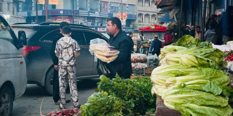 من يحمي محدودي الدخل في اقتصاد السوق الحر؟