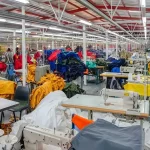 سوريا تدرس إجراءات جديدة لدعم صناعة الملابس منها خفض الجمارك