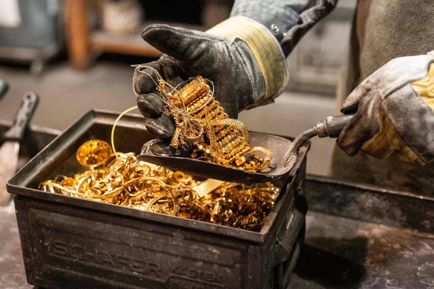 سجل أسوأ أسبوع منذ 2011… وترقب حصيلة شهرية هي الأكثر قسوة منذ الأزمة المالية العالمية