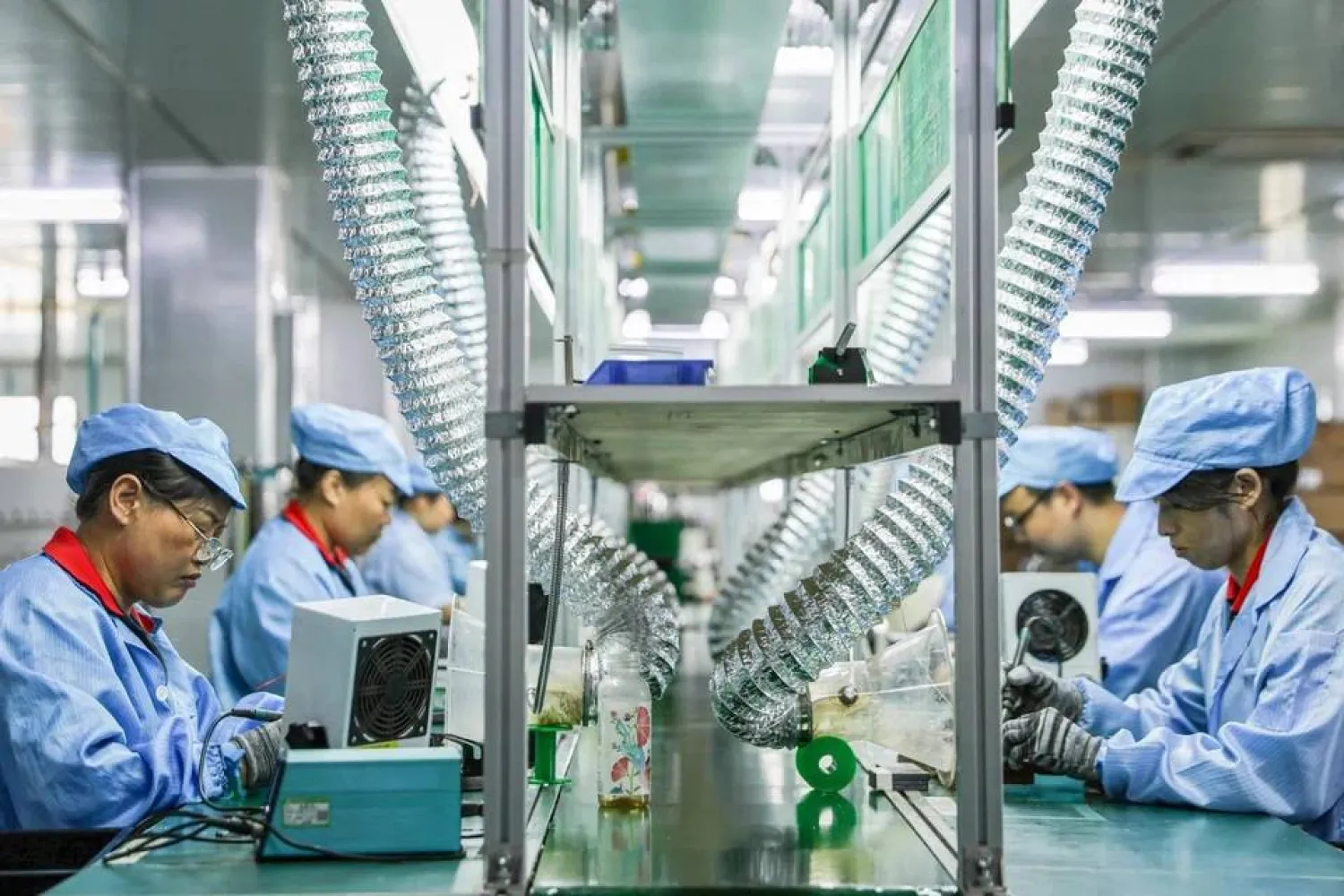 ارتفاع إيرادات قطاع البرمجيات في الصين 11.7 % خلال كانون الثاني وشباط