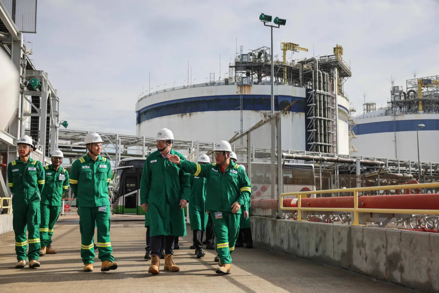 وزراء مالية «رابطة آسيان» قلقون من تداعيات توتر حرب إيران