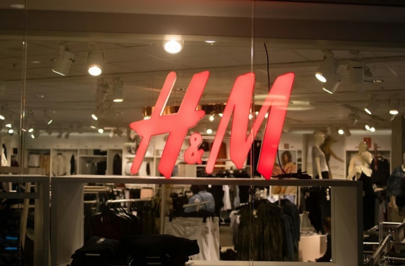 السوق المغربية المرنة تستقطب كبار مُصنعّي الملابس