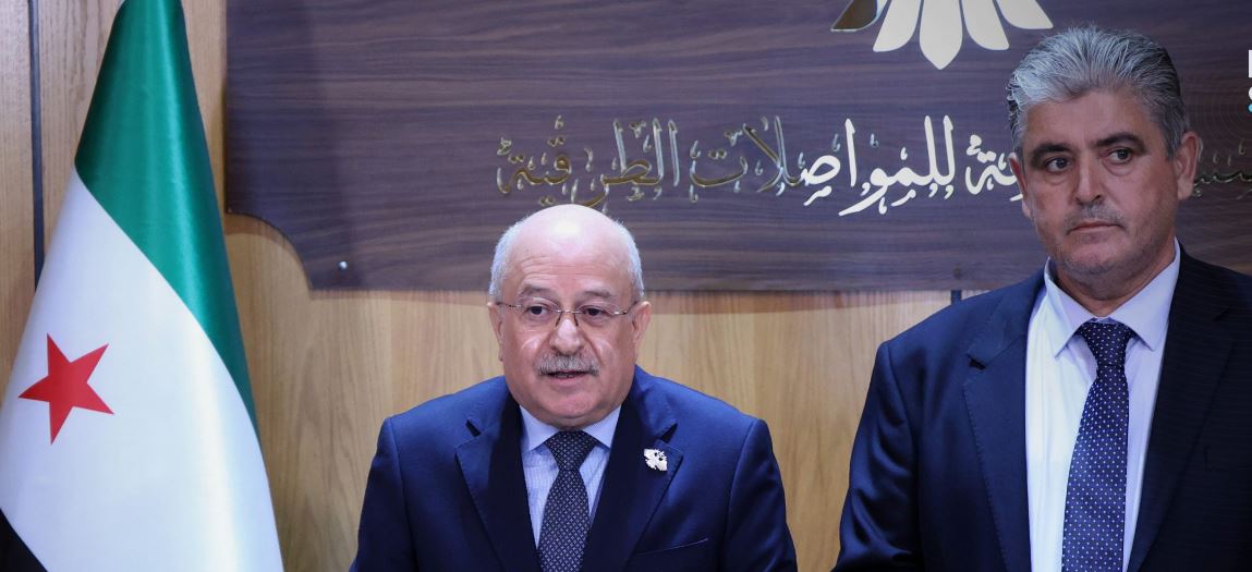 وزير النقل: خطة شاملة لتأهيل الطرق المركزية وربط المحافظات والمنافذ الحدودية
