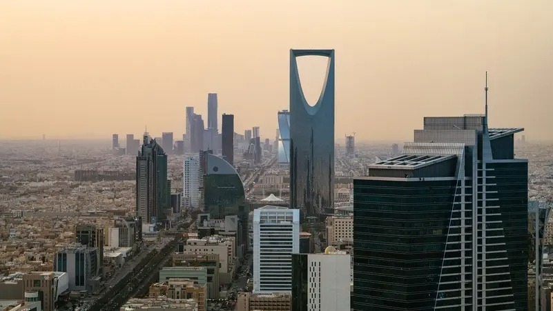 “فيتش” تؤكد التصنيف الائتماني للسعودية عند “A+” مع نظرة مستقبلية مستقرة