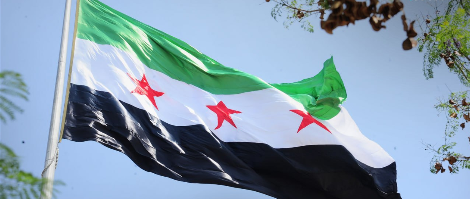 سوريا في أسبوع الاستحقاقات الكبرى: إزالة من قائمة الإرهاب وحل “قسد” وبداية ‏نقدية