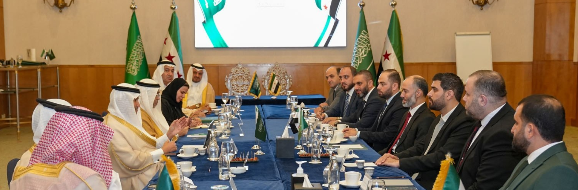 سوريا والسعودية تبحثان تعزيز التعاون في مجالات المنافذ والخدمات اللوجستية