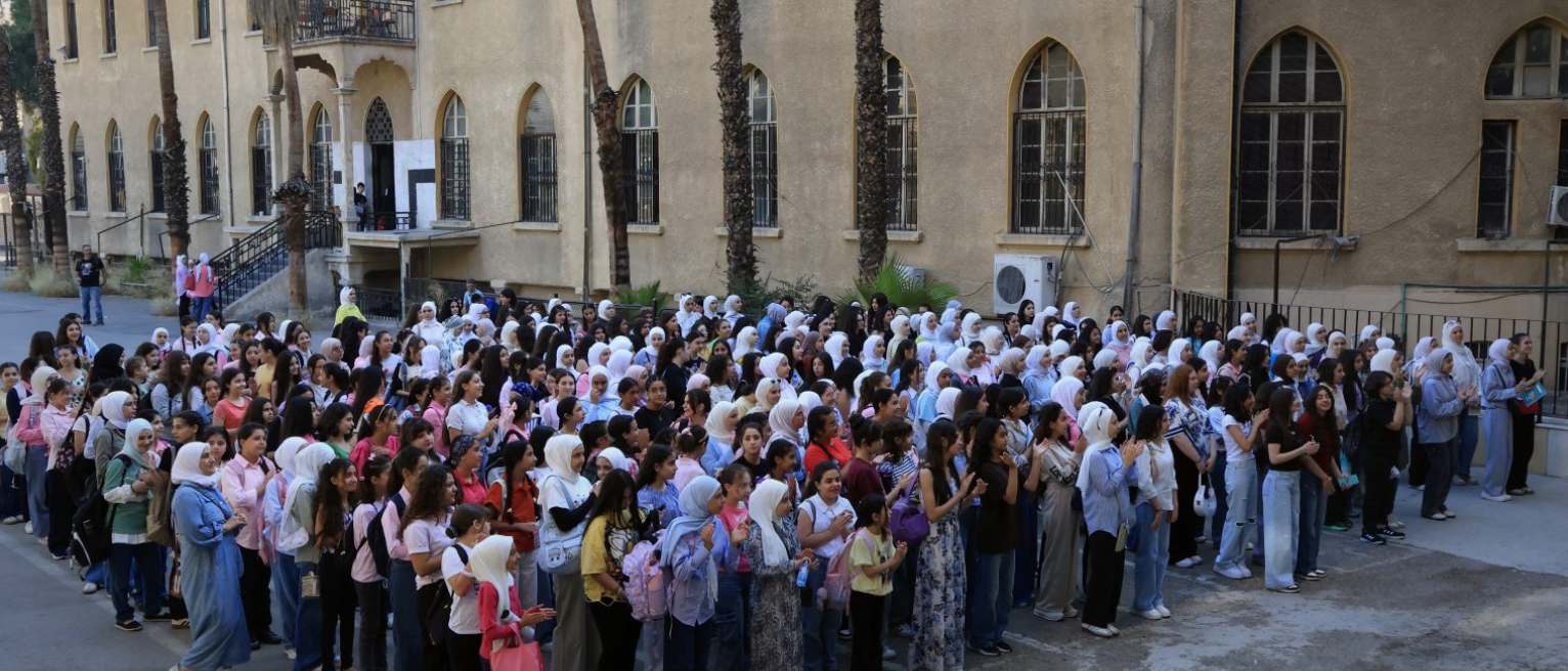 أكثر من 5 ملايين و 200 ألف طالب وطالبة في مختلف المحافظات يتوجهون إلى مدارسهم