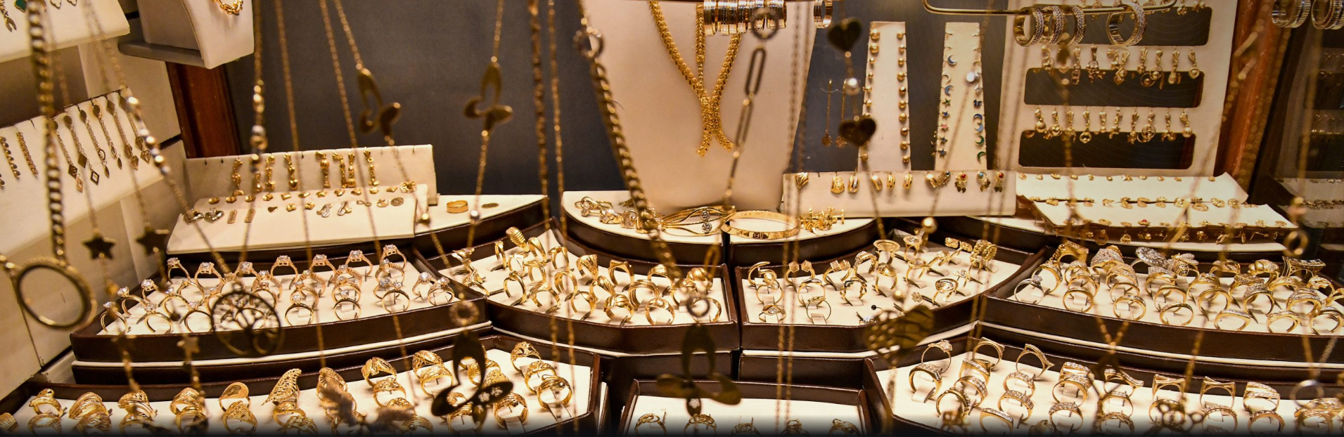سعر الذهب ينخفض 250 ليرة في السوق السورية‎
